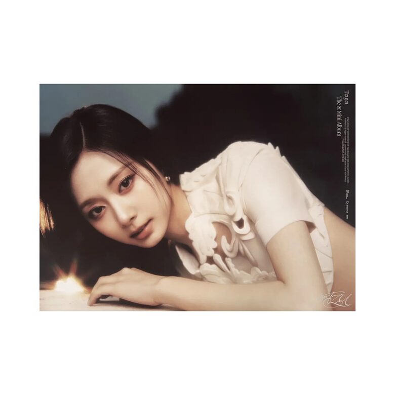 POSTER | TZUYU [abouTZU] / Fly